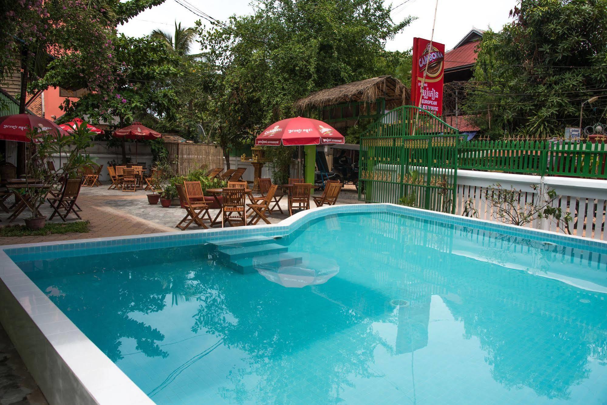 Five Rose Siem Reap Hostel Buitenkant foto